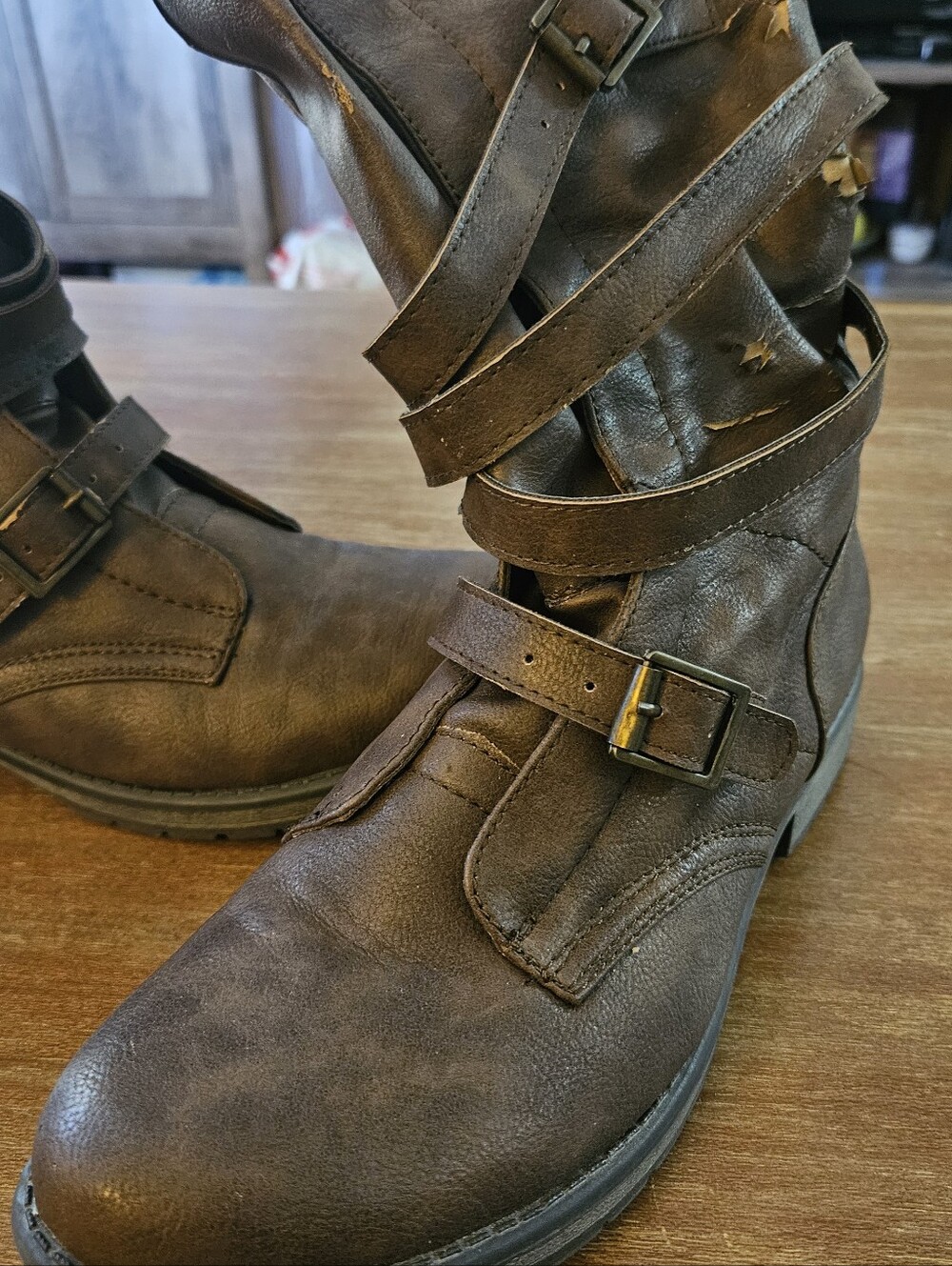 Madden Girl Brown Buckled Combat Moto Boots Crash Brown Size 9 Womens Boots - Picture 4 of 13